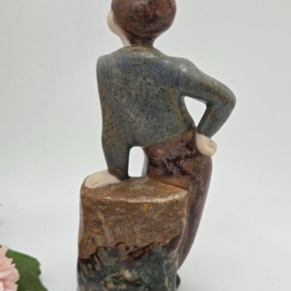 Vintage Hummelwerk Rex Valencia Spain Figurine Boy Gray Tan Leaning Porcelain - Picture 4 of 10
